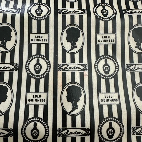 Lulu Guinness toliet/makeup travel bag organizer - Picture 2 of 6